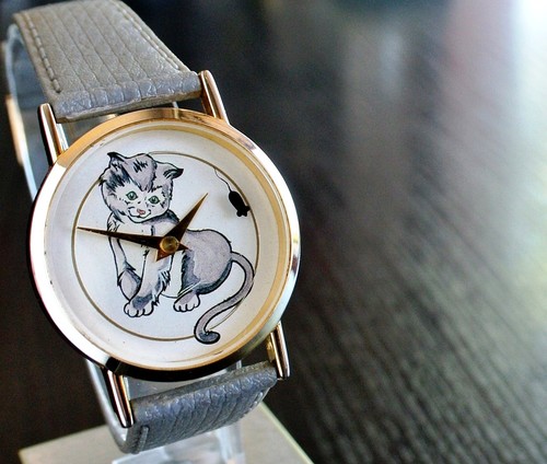 Vintage cat mouse dial - cat,